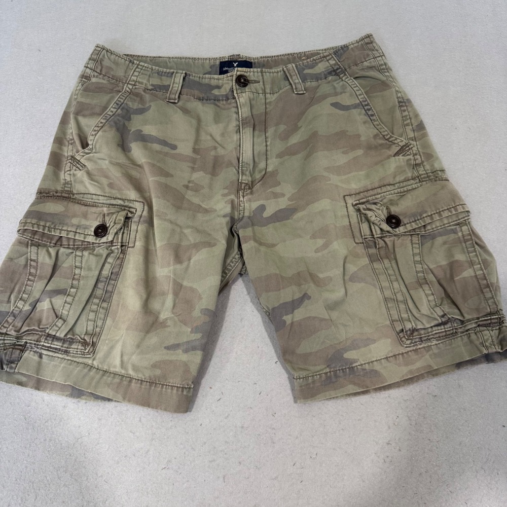 American Eagle Cargo Shorts Mens 36 Green Camouflage Classic Cotton Utility